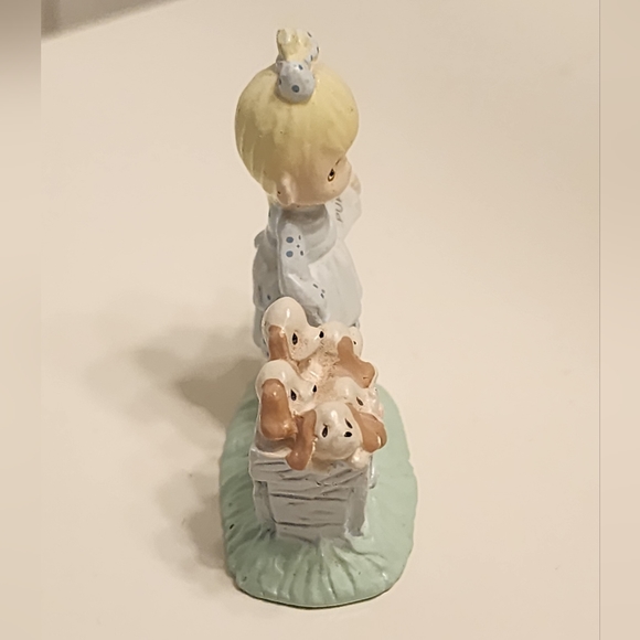 Precious Moments God Loveth A Cheerful Giver Free Puppies Heavy Mini Figurine - Picture 4 of 5